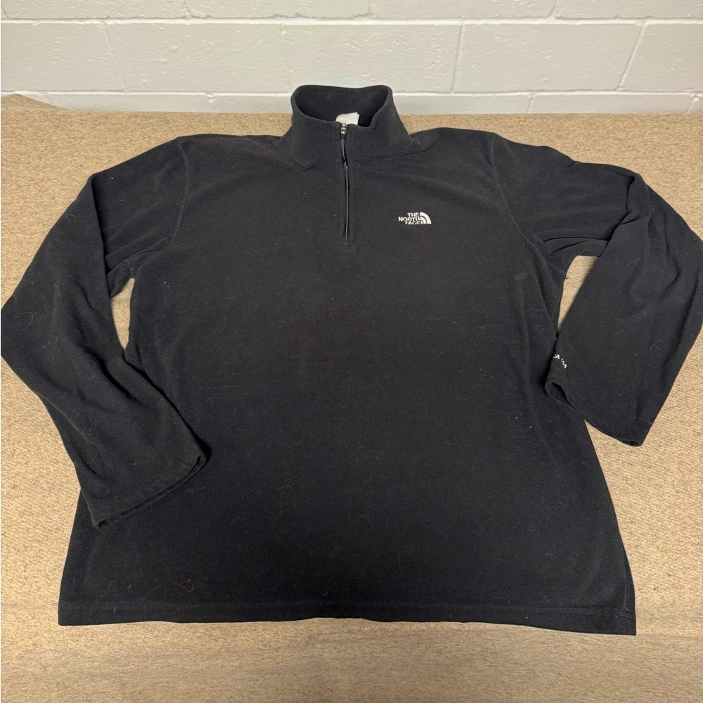 The North Face Men’s Quarter-Zip Black Fleece Pullover